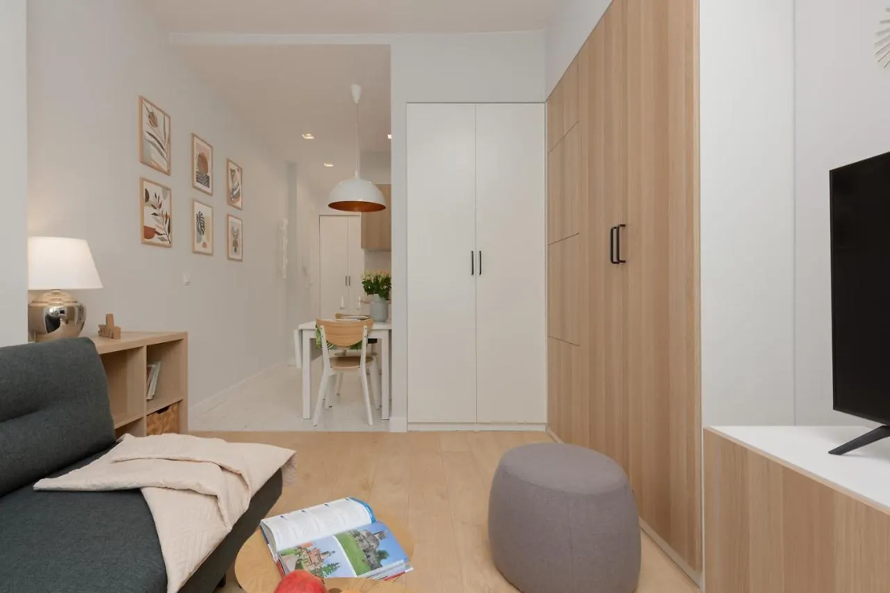 Karolkowa Apartments Warsaw By Noclegi Renters 0*,